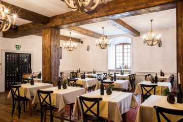 hotel *** - Hotel Podklasztorze - Restauracja - zdjęcie 3