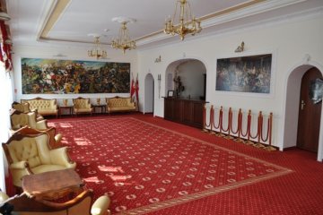 pałac - Prawdzic Pałac - Sala Kolumnowa - zdjęcie 1