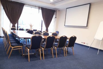 hotel *** - Hotel Park Kajetany - Sala 3 - zdjęcie 1