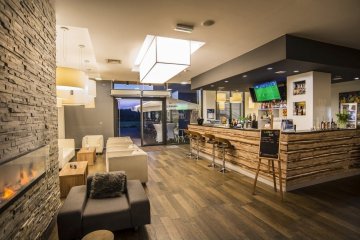 hotel **** - Hotel Bonifacio**** Spa & Sport Resort - Sport Bar i Lobby Cafe - zdjęcie 2