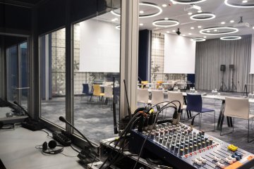hotel **** - Hilton Garden Inn Krakow Airport - Alfa 1+2+3 - zdjęcie 4