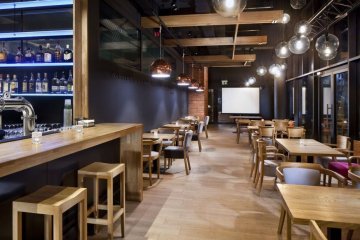 obiekt konferencyjny - Stary Maneż - Wine Bar - zdjęcie 3