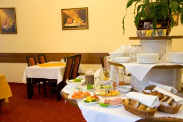pensjonat - Zespół Pensjonatów Dolina Białego*** - Sala Telimena - zdjęcie 1