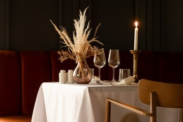 hotel ***** - Wzgórze Zamkowe - Zinar Castle, zabytkowa Baszta i Forest Hotel - Sala Kominkowa - zdjęcie 5