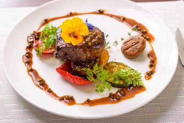 hotel *** - Hotel AMAX - Restauracja - zdjęcie 7