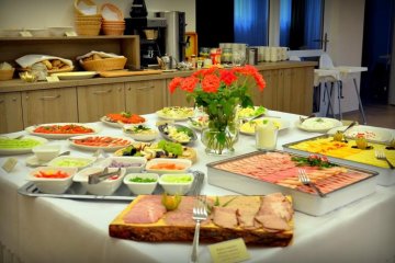 hotel *** - Hotel*** Willa Odkrywców - Restauracja - zdjęcie 4
