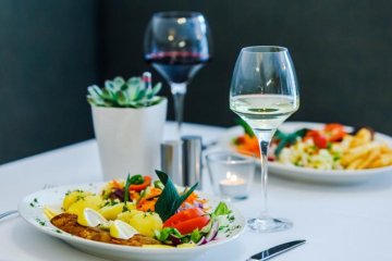 hotel *** - Hotel*** Willa Odkrywców - Restauracja - zdjęcie 7