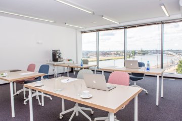Skybox - układ szkolny - SaleBiznesowe