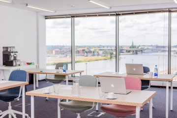Skybox - stylowo urządzona sala szkoleniowa - SaleBiznesowe