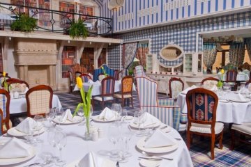hotel **** - Hotel St. Bruno - Restauracja Biblioteka - zdjęcie 1