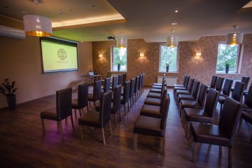 hotel - Srebrny Bucznik Hotel & Restauracja - Sala konferencyjna - zdjęcie 1