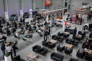 obiekt konferencyjny - Centrum Wystawienniczo-Kongresowe w Opolu - Foyer - zdjęcie 1