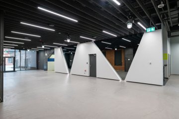obiekt konferencyjny - Centrum Praskie Koneser - Butelkownia - Foyer - zdjęcie 2