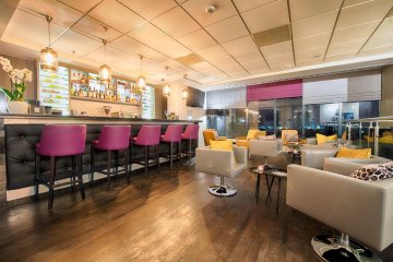 hotel **** - Leonardo Royal Warsaw Hotel - Lobby Bar - zdjęcie 1