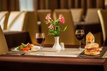 hotel **** - Hotel Conrad**** - Restauracja - zdjęcie 3