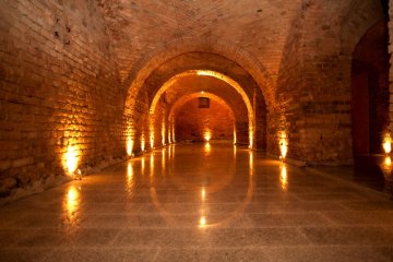 hotel **** - Hotel Kolegiacki **** - Sala Piwnica - zdjęcie 1
