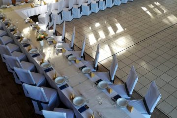 obiekt konferencyjny - Centrum Wypoczynkowo-Konferencyjne Trzy Jeziora - Sala restauracyjna - zdjęcie 1