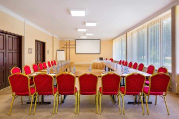 hotel *** - Hotel Perła Leśna - Sala konferencyjna - zdjęcie 1