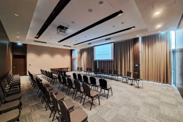 obiekt konferencyjny - Hampton by Hilton Poznań Swarzędz | HUBO Centrum Konferencyjne - LAMBORGHINI - zdjęcie 1
