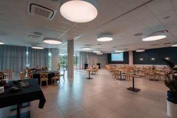 hotel - Hotel Odpocznia Resort i Las - Sala Konferencyjno-Balowa Duża - zdjęcie 2