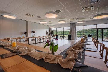 hotel - Hotel Odpocznia Resort i Las - Sala Prawa - zdjęcie 1