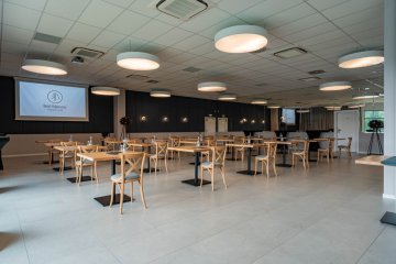 hotel - Hotel Odpocznia Resort i Las - Sala Prawa - zdjęcie 3