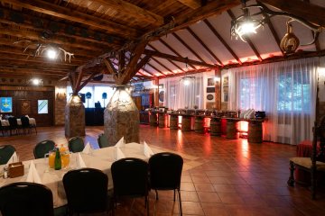 hotel *** - Hotel Trylogia - Sala Myśliwska - zdjęcie 1