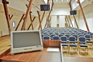 pałac - Centrum Edukacyjno-Rozwojowe Pałac Wrocław Pawłowice - Sala Szkoleniowo-Komputerowa - zdjęcie 1