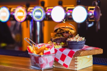 obiekt konferencyjny - Scena Kotłownia - Centrum Eventowe - Setki Powodów bar i restauracja - zdjęcie 16