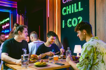 obiekt konferencyjny - Scena Kotłownia - Centrum Eventowe - Setki Powodów bar i restauracja - zdjęcie 12