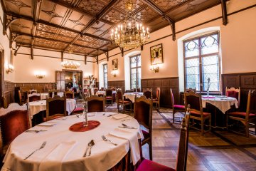 hotel - Zamek Rzucewo - Sala Witrażowa - zdjęcie 1
