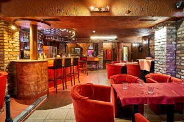 hotel *** - Hotel Stara Poczta - PUB - zdjęcie 2
