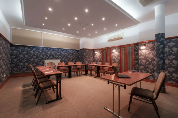 hotel *** - Hotel Hetman *** - sala Klubowa - zdjęcie 1