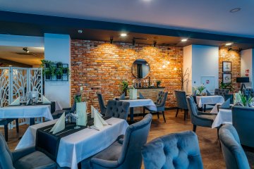 inny - Hotel Scout *** - Restauracja Próżna Kaczka - zdjęcie 1