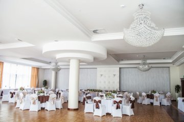 hotel **** - Binkowski Resort**** Centrum Konferencyjno-Hotelowe - Sala Konferencyjno - Bankietowa Gold - zdjęcie 1