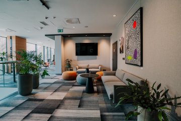 hotel **** - Q Hotel Plus Kraków - Foyer - zdjęcie 3