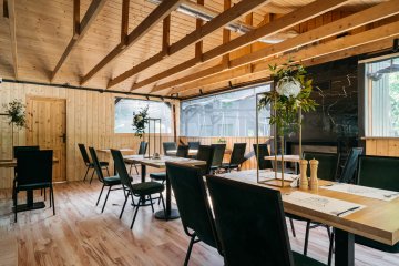 hotel - Narusa Leśna Przystań - Sala Kominkowa - zdjęcie 1