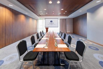 hotel **** - DoubleTree by Hilton Kraków Hotel & Convention Center - Warszawa 4 - zdjęcie 1