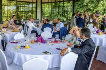 obiekt konferencyjny - Wrocławski Tor Wyścigów Konnych – Partynice - Taras Loży Klubów Wyścigów Konnych - zdjęcie 1