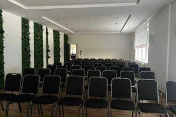 obiekt konferencyjny - DELFIN Ośrodek Szkoleniowo-Wypoczynkowy - Sala Las - zdjęcie 1