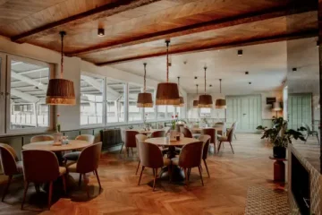 pensjonat - Centrum Hipiki Jaszkowo - Sala Restauracji "Z Widokiem" - zdjęcie 1