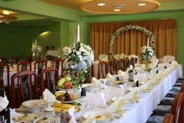 hotel *** - Hotel Restauracja Ossowski - Sala Kremowa - zdjęcie 1