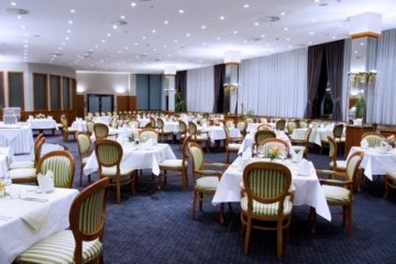 hotel **** - Park Hotel Vienna - Restauracja Imperial - zdjęcie 1