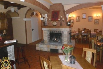 hotel *** - Hotel – Restauracja Pałac Wiśniewski - Winiarnia - zdjęcie 1