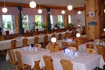 obiekt konferencyjny - Centrum Zdrowia, Urody i Rekreacji GEOVITA w Mrzeżynie - Restauracja - zdjęcie 1
