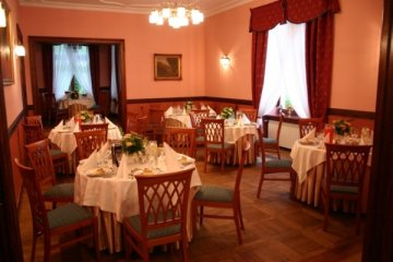 zamek - Zamek von Treskov - Sala Wiosna - zdjęcie 1