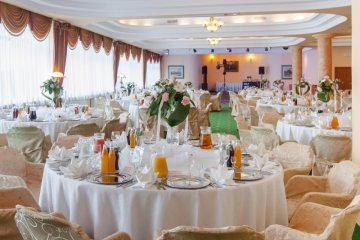 hotel **** - Hotel Gołębiewski - Restauracja Zielona - zdjęcie 1
