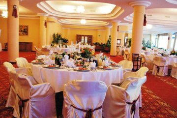 hotel **** - Hotel Gołębiewski - Restauracja Czerwona - zdjęcie 1
