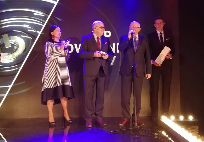 FORUM HUMANUM MAZURKAS wyróżniony przez branżę!