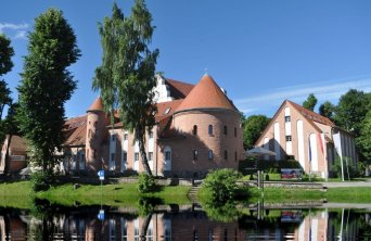 Hotel St. Bruno**** - centrum biznesu w Krainie Wielkich Jezior